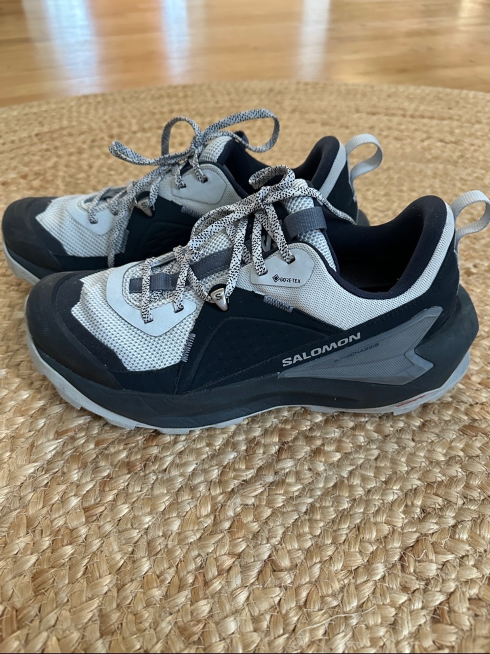 Salomon Elixir Active GTX Goretex Waterproof Hiking Shoes – Wmns 9.5, Exc cond